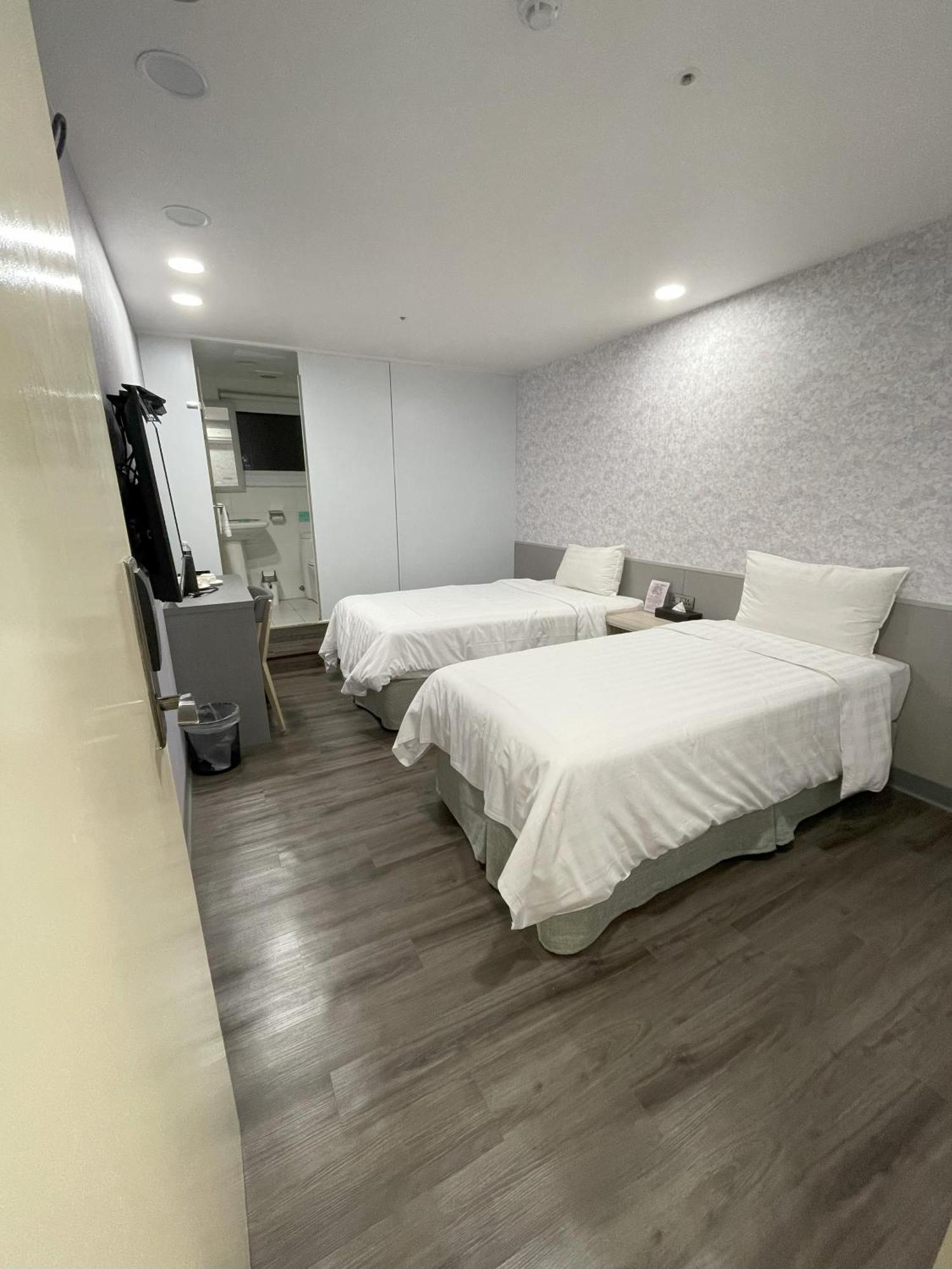 歐法行旅 O Fun Hotel Tchaj-pej Exteriér fotografie