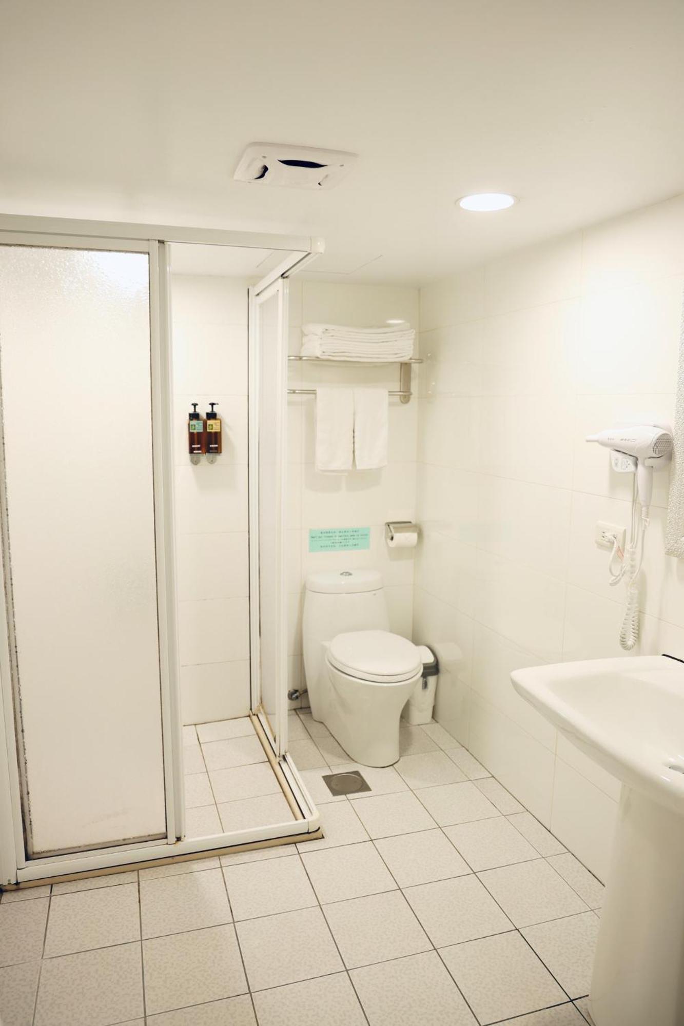 歐法行旅 O Fun Hotel Tchaj-pej Exteriér fotografie