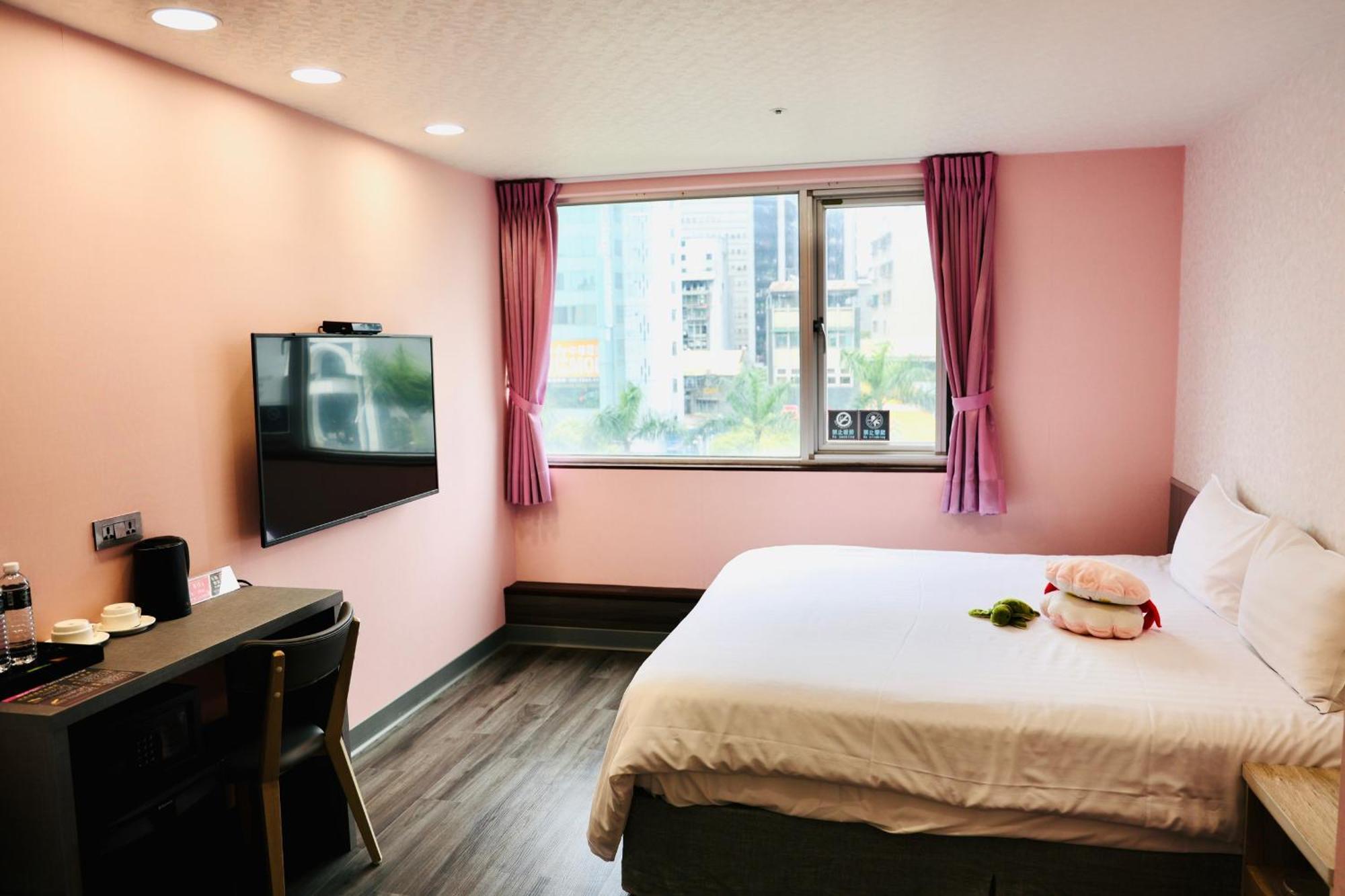 歐法行旅 O Fun Hotel Tchaj-pej Exteriér fotografie